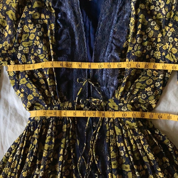 Chasing Unicorns💫 Izabella Duster Dress {Midnight Bloom} sz Small - Picture 15 of 15